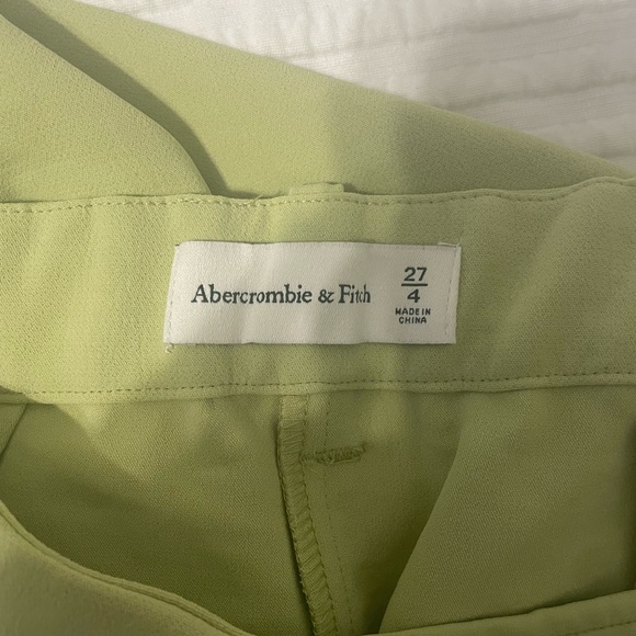 Pale green Abercrombie “Tailored Relaxed Straight Pant” NWT - Picture 2 of 8